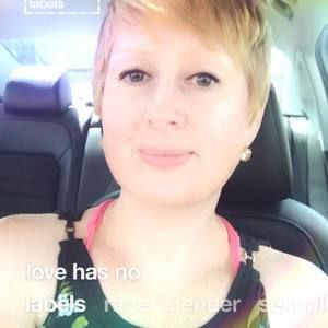 Meet your Posher, Kimberly